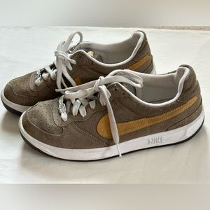 Y2K Early 2000s Nike Ace 83 Sneakers